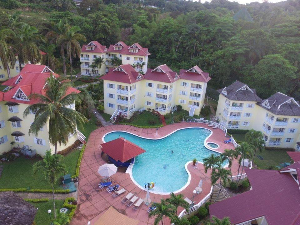 River Side Apt 9 @ Mystic Ridge. Ocho Rios Exterior foto